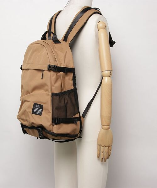 KiU（キウ）の「【KiU】600D BACKPACK K111（バックパック/リュック・メンズ・ベージュ/ネイビー/レッド/その他5/マルチ/その他2/その他4/ブラック・FREE）」の12枚目の写真