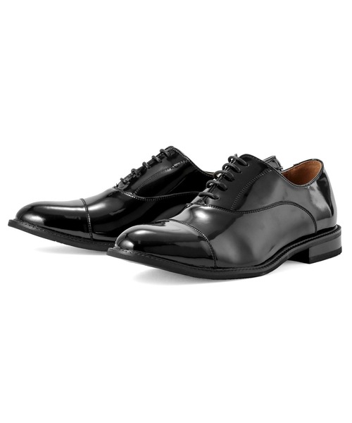 GUIONNET(ギオネ)の「GUIONNET STRAIGHT TIP OXFORD ENAMEL ギオネ ストレートチップ オックスフォード エナメル 内羽根 ドレスシューズ(ドレスシューズ・メンズ・ブラック・25.5cm/26.5cm/26.0cm/24.5cm/27.0cm/29.0cm/24.0cm/25.0cm/27.5cm/30.0cm/28.0cm)」の2枚目の写真