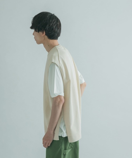 FORK&SPOON（フォークアンドスプーン）の「FORK&SPOON　コットンニットベスト（ベスト・メンズ・アイボリー/ダークブラウン・4/5）」の10枚目の写真