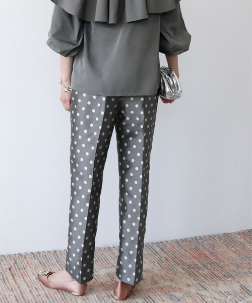ELFRANK(エルフランク)の「ドットジャガードセンタープレステーパードパンツ【洗える】(その他パンツ・レディース・ブラック/ネイビー/グレー・FREE)」の13枚目の写真