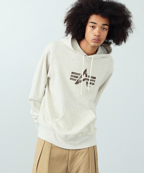 Alpha Industries(アルファインダストリーズ)の「Aマークプリント スウェットパーカー(カモ柄)(スウェット・メンズ・ホワイト/ブラック/オートミール/ブルー系その他・MEDIUM/LARGE/X-LARGE)」の3枚目の写真