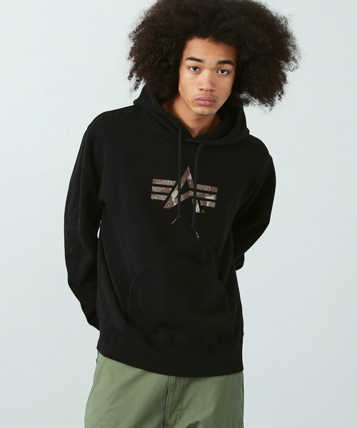 Alpha Industries(アルファインダストリーズ)の「Aマークプリント スウェットパーカー(カモ柄)(スウェット・メンズ・ホワイト/ブラック/オートミール/ブルー系その他・MEDIUM/LARGE/X-LARGE)」の11枚目の写真