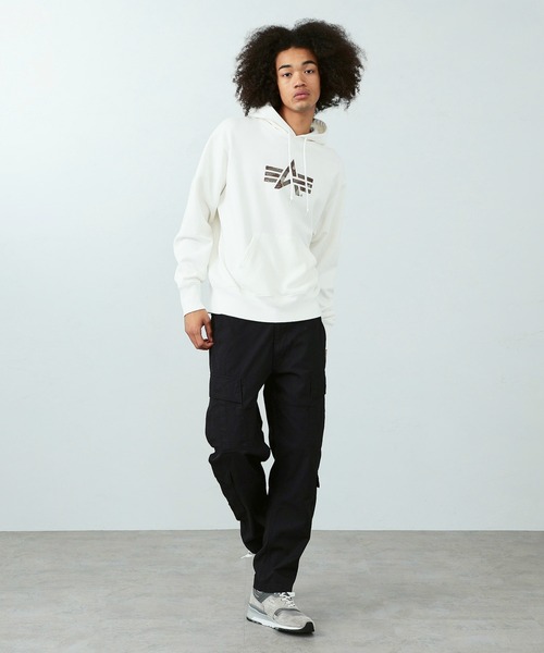 Alpha Industries(アルファインダストリーズ)の「Aマークプリント スウェットパーカー(カモ柄)(スウェット・メンズ・ホワイト/ブラック/オートミール/ブルー系その他・MEDIUM/LARGE/X-LARGE)」の10枚目の写真