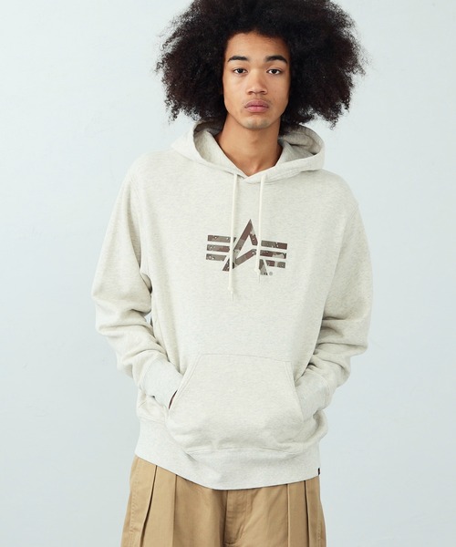Alpha Industries(アルファインダストリーズ)の「Aマークプリント スウェットパーカー(カモ柄)(スウェット・メンズ・ホワイト/ブラック/オートミール/ブルー系その他・MEDIUM/LARGE/X-LARGE)」の18枚目の写真