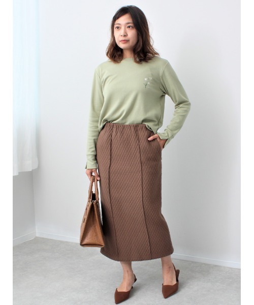 leswel（レスウェル）の「【M～5L 大きいサイズ】ワンポイント ラウンドヘム ロンＴ（Tシャツ/カットソー・レディース・パープル/カーキ/チャコールグレー・M/L/LL/3L/4L/5L）」の8枚目の写真