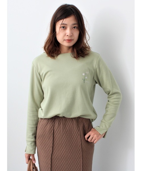 leswel（レスウェル）の「【M～5L 大きいサイズ】ワンポイント ラウンドヘム ロンＴ（Tシャツ/カットソー・レディース・パープル/カーキ/チャコールグレー・M/L/LL/3L/4L/5L）」の7枚目の写真