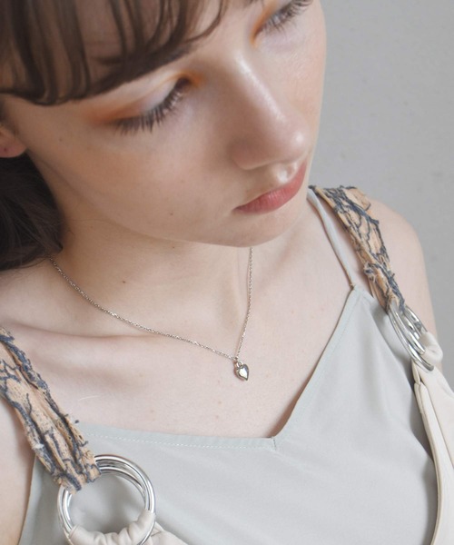 LHME(エルエイチエムイー)の「【WEB限定】”Atrium”プランプハートネックレス/サージカルステンレス(金属アレルギー対応)【LHME / エルエイチエムイー】(ネックレス・レディース・シルバー/ゴールド/ピンクゴールド・45cm)」の22枚目の写真