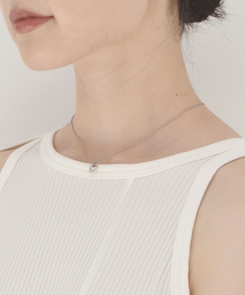 LHME(エルエイチエムイー)の「【WEB限定】”Atrium”プランプハートネックレス/サージカルステンレス(金属アレルギー対応)【LHME / エルエイチエムイー】(ネックレス・レディース・シルバー/ゴールド/ピンクゴールド・45cm)」の18枚目の写真