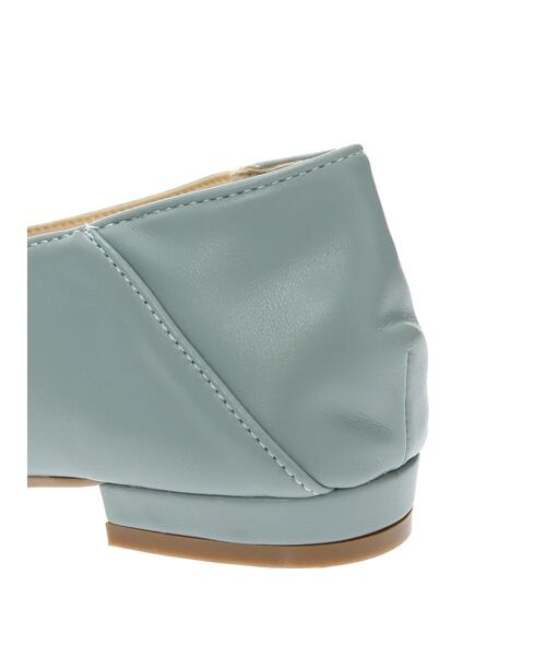 Te chichi TERRASSE（テチチテラス）の「パールバックルローファー（ドレスシューズ・レディース・オフホワイト/ブラック/ブルー・LARGE/MEDIUM）」の12枚目の写真