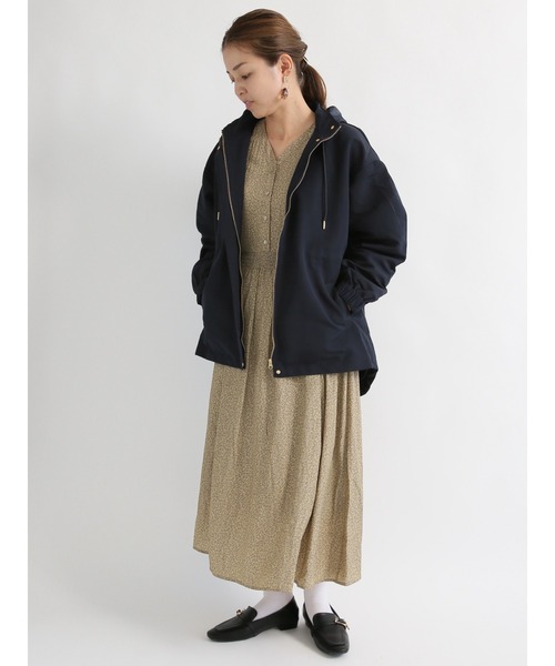 Te chichi TERRASSE（テチチテラス）の「パールバックルローファー（ドレスシューズ・レディース・オフホワイト/ブラック/ブルー・LARGE/MEDIUM）」の14枚目の写真