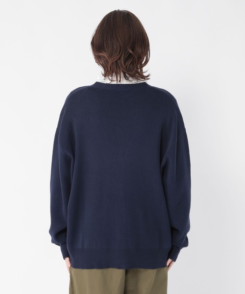 studio CLIP（スタディオクリップ）の「12ゲージ総針ニットVネックカーディガン（カーディガン/ボレロ・レディース・ブラウン/ネイビー/グリーン・FREE）」の18枚目の写真