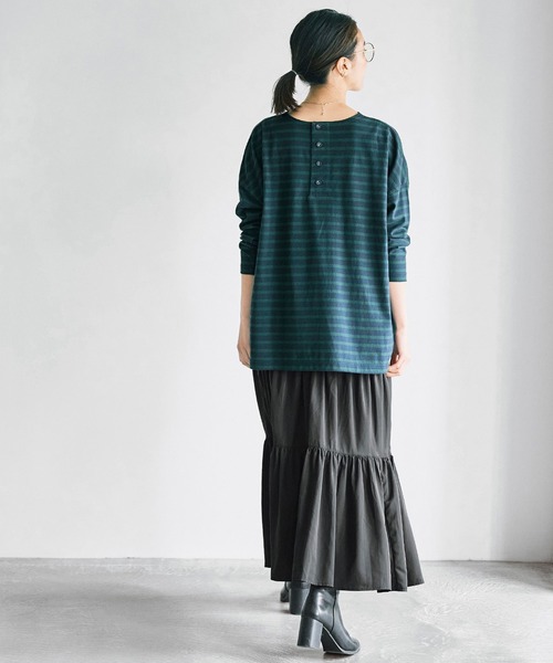 avecmoi（アヴェクモワ）の「【佐藤かなさんプロデュース】 アヴェクモワ　ロングスリーブボーダーＴシャツ〈紺×緑〉（Tシャツ/カットソー・レディース・グリーン系その他・1/2）」の6枚目の写真