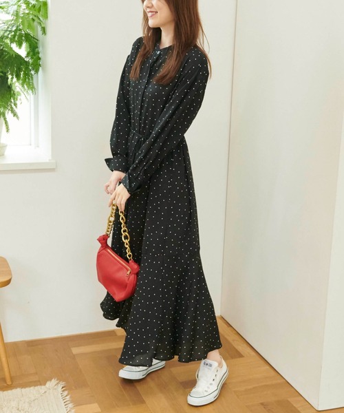 FREE'S MART（フリーズマート）の「【Sシリーズ対応】バンドカラードットガウンワンピース（ワンピース・レディース・ブラック系その他/ホワイト系その他・MEDIUM/X-SMALL/SMALL）」の17枚目の写真
