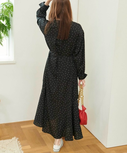 FREE'S MART（フリーズマート）の「【Sシリーズ対応】バンドカラードットガウンワンピース（ワンピース・レディース・ブラック系その他/ホワイト系その他・MEDIUM/X-SMALL/SMALL）」の18枚目の写真