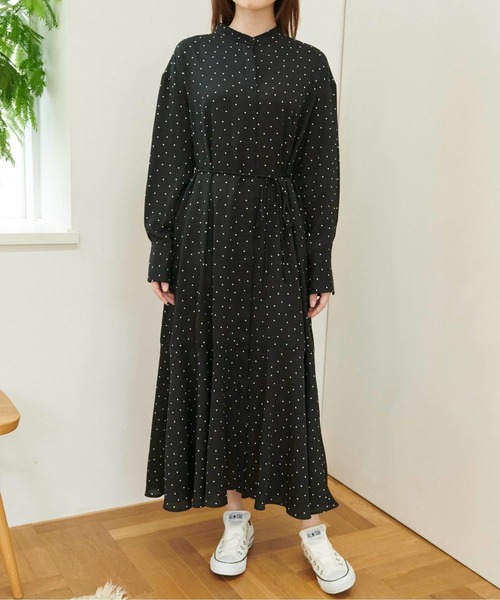 FREE'S MART（フリーズマート）の「【Sシリーズ対応】バンドカラードットガウンワンピース（ワンピース・レディース・ブラック系その他/ホワイト系その他・MEDIUM/X-SMALL/SMALL）」の21枚目の写真