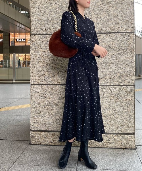 FREE'S MART（フリーズマート）の「【Sシリーズ対応】バンドカラードットガウンワンピース（ワンピース・レディース・ブラック系その他/ホワイト系その他・MEDIUM/X-SMALL/SMALL）」の9枚目の写真