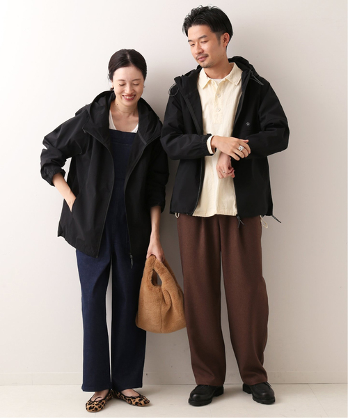 SLOBE IENA（スローブイエナ）の「《追加2》WASHER NYLONストレッチマウンテンパーカー（マウンテンパーカー・レディース・ベージュ/ブラウン・SMALL/MEDIUM）」の8枚目の写真