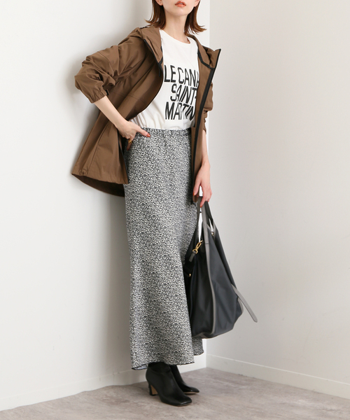 SLOBE IENA（スローブイエナ）の「《追加2》WASHER NYLONストレッチマウンテンパーカー（マウンテンパーカー・レディース・ベージュ/ブラウン・SMALL/MEDIUM）」の14枚目の写真