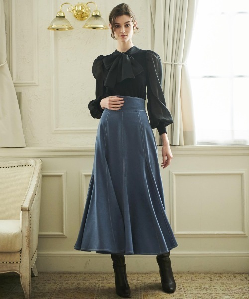 AND COUTURE（アンドクチュール）の「バックレースアップ配色