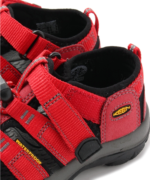 KEEN（キーン）の「NEWPORT H2 / ニューポート エイチツー / キッズ サンダル（サンダル・キッズ・レッド・17cm/18cm/18.5cm/19.5cm/15cm/16cm/20cm/22.5cm/23.5cm/22cm/21cm）」の6枚目の写真