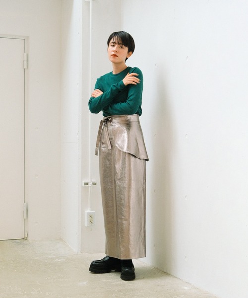 セール】エンブレム付き リブカットソー TINA：JOJUN（Tシャツ
