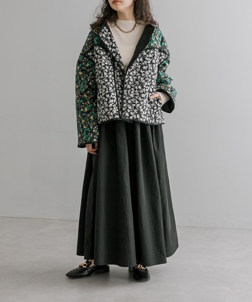 mystic（ミスティック）の「花柄キルティングジャケット（ノーカラージャケット・レディース・ブラック/アイボリー・FREE）」の9枚目の写真