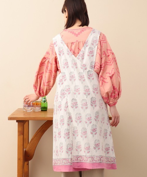 チチカカ(チチカカ)の「ブロックプリントエプロン(エプロン・レディース・ピンク/パープル・FREE)」の6枚目の写真