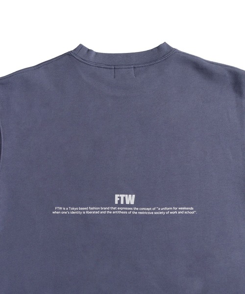 FTW（エフティダブリュー）の「FTW STANDARD LOGO  CREWNECK（スウェット・メンズ・チャコール/グレー/ブラック/ブルー・LARGE/SMALL/MEDIUM）」の9枚目の写真