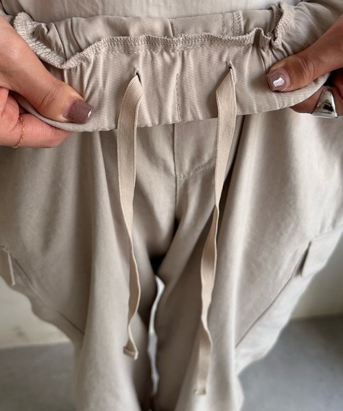 DouDou（ドゥドゥ）の「カーゴパンツ（カーゴパンツ・レディース・グレイッシュベージュ/ブラック/オフホワイト・FREE）」の13枚目の写真