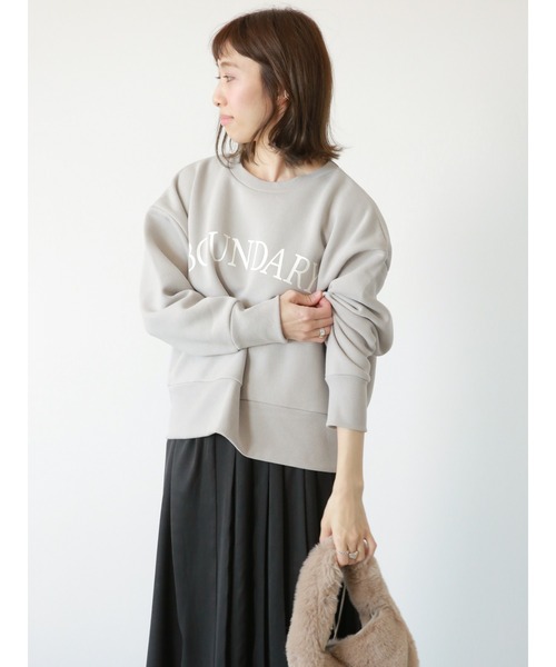 Lugnoncure（ルノンキュール）の「裏起毛ショート丈スウェット（ニット/セーター・レディース・イエロー/オフホワイト/グレー・ﾌﾘ-）」の4枚目の写真