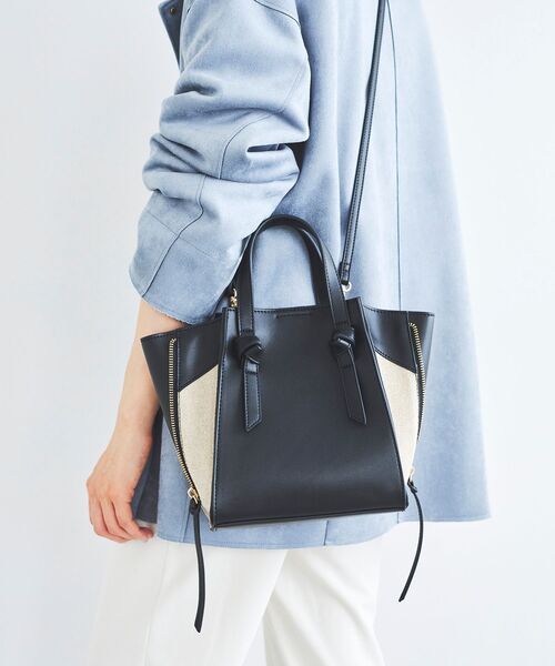 le.coeur blanc（ルクールブラン）の「サイドジッパートート（トートバッグ・レディース・グレイッシュベージュ/ブラック・FREE）」の6枚目の写真