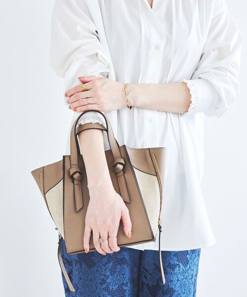 le.coeur blanc（ルクールブラン）の「サイドジッパートート（トートバッグ・レディース・グレイッシュベージュ/ブラック・FREE）」の16枚目の写真