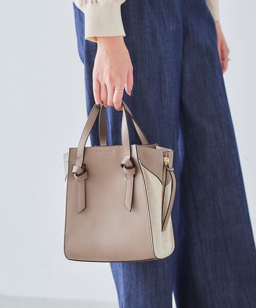 le.coeur blanc（ルクールブラン）の「サイドジッパートート（トートバッグ・レディース・グレイッシュベージュ/ブラック・FREE）」の18枚目の写真