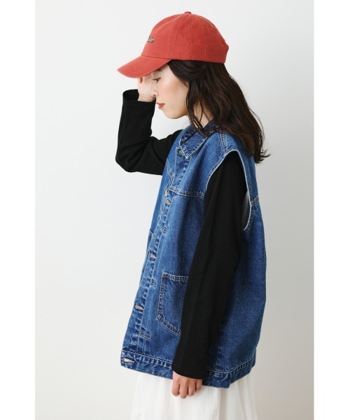 RODEO CROWNS WIDE BOWL(ロデオクラウンズワイドボウル)の「VINTAGE LIKE DENIM ベスト(ベスト・レディース・ブラック/ブルー・FREE)」の3枚目の写真