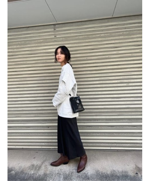MOUSSY（マウジー）の「OPEN SLEEVE スウェット（スウェット・レディース・ライトブラック/杢グレー/オフホワイト/ライトグリーン・FREE）」の5枚目の写真
