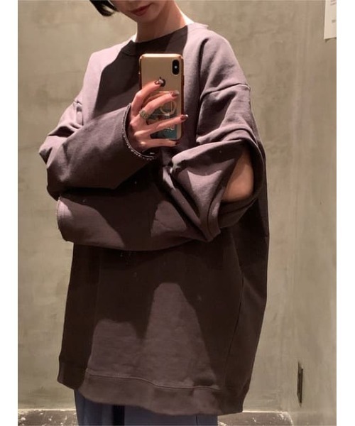 MOUSSY（マウジー）の「OPEN SLEEVE スウェット（スウェット・レディース・ライトブラック/杢グレー/オフホワイト/ライトグリーン・FREE）」の9枚目の写真