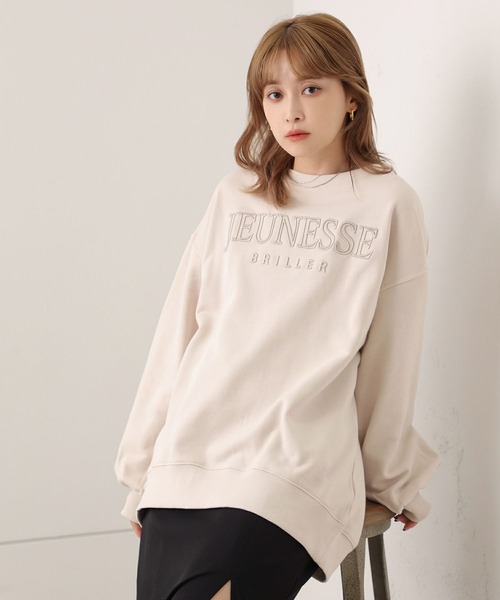 one after another NICE CLAUP（ワンアフターアナザーナイスクラップ）の「オーバーサイスロゴ刺繍スウェット（スウェット・レディース・アイボリー/ブラック/オフホワイト・FREE）」の5枚目の写真