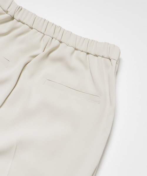 URBAN RESEARCH（アーバンリサーチ）の「センタープレスイージーパンツ（その他パンツ・レディース・ブルー系その他/ネイビー/オフホワイト・38/36）」の14枚目の写真