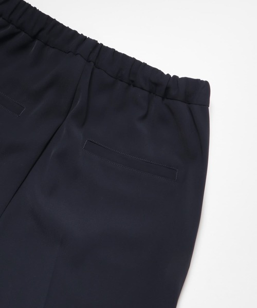 URBAN RESEARCH（アーバンリサーチ）の「センタープレスイージーパンツ（その他パンツ・レディース・ブルー系その他/ネイビー/オフホワイト・38/36）」の15枚目の写真