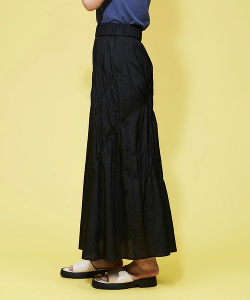 FOREVER 21（フォーエバー トゥエンティーワン）の「【VINTAGE】アシメギャザーロングスカート（スカート・レディース・ブラック/イエロー/グリーン・FREE）」の11枚目の写真