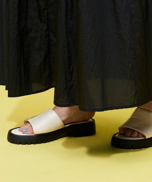 FOREVER 21（フォーエバー トゥエンティーワン）の「【VINTAGE】アシメギャザーロングスカート（スカート・レディース・ブラック/イエロー/グリーン・FREE）」の7枚目の写真