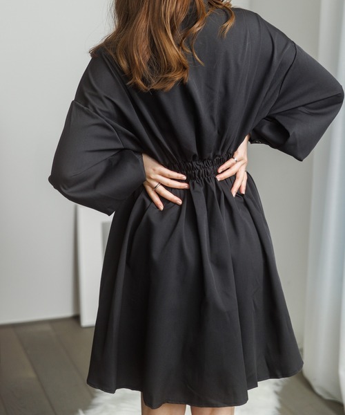 Miniministore(ミニミニストア)の「ボリュームスリーブ チュニック シャツワンピース(シャツワンピース・レディース・ブラック/ホワイト・M/L)」の12枚目の写真