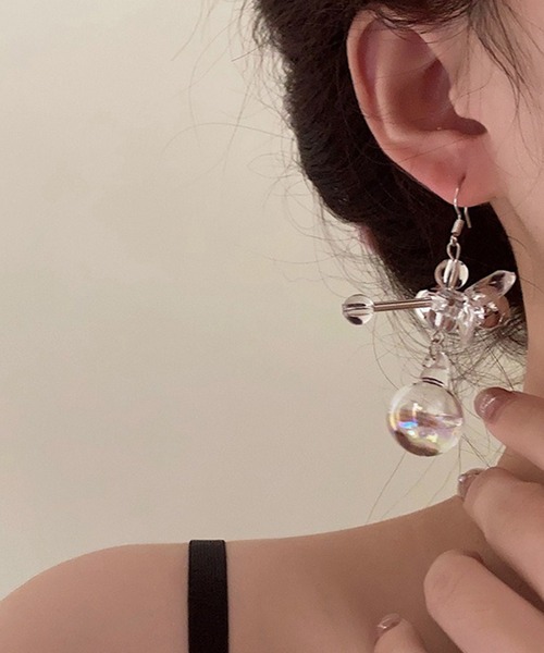 LYEON(リヨン)の「クリアボールデザインピアス(ピアス(両耳用)・レディース・クリア・FREE)」の1枚目の写真