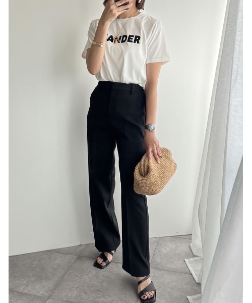 Re:EDIT（リエディ）の「[UVカット][販売枚数5.8万枚突破]フロッキーゴシックロゴTシャツ（Tシャツ/カットソー・レディース・ホワイト×ネイビー/ブラック/ホワイト×ブラック/チャコール/ネイビー×ホワイト/ホワイト×レッド/ホワイト×シルバー/ホワイト×ブラウン/ホワイト系その他/ホワイト系その他2・LARGE/MEDIUM/X-LARGE）」の15枚目の写真