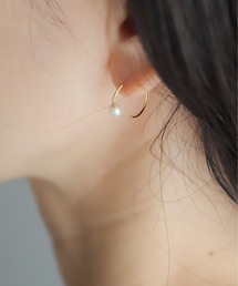 スパイラルラインパールピアス