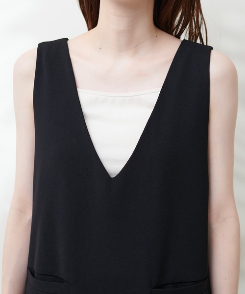 natural couture(ナチュラルクチュール)の「カットジョーゼット2wayジップジャンスカ(ジャンパースカート・レディース・ブラック/グレイッシュベージュ/カーキ・MEDIUM/LARGE)」の13枚目の写真