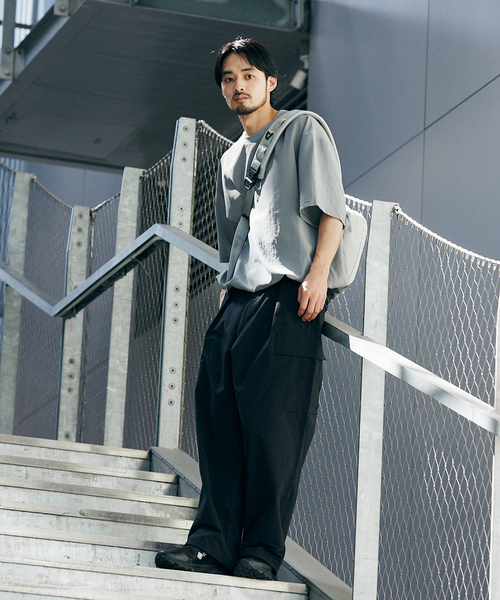 JOURNAL STANDARD(ジャーナルスタンダード)の「コットンナイロン オーバーテック 6ポケット パンツ(カーゴパンツ・メンズ・ブラック/ブルー系その他/ベージュ・MEDIUM/LARGE)」の4枚目の写真