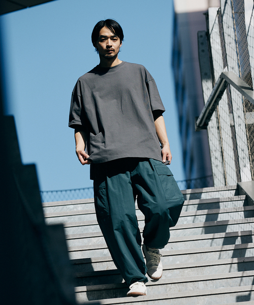 JOURNAL STANDARD(ジャーナルスタンダード)の「コットンナイロン オーバーテック 6ポケット パンツ(カーゴパンツ・メンズ・ブラック/ブルー系その他/ベージュ・MEDIUM/LARGE)」の6枚目の写真