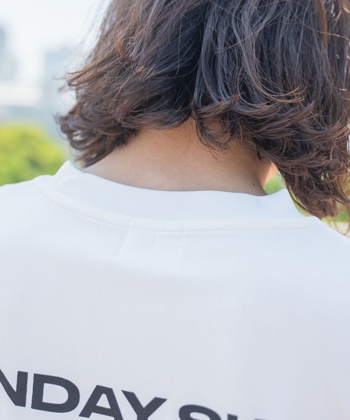 WEGO(ウィゴー)の「WEGO/スーパーBIGフットボールT(Tシャツ/カットソー・メンズ・ホワイト/ブラック・MEDIUM/LARGE)」の12枚目の写真