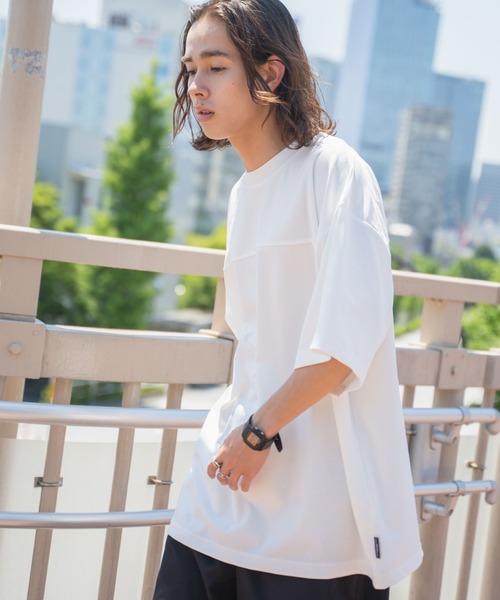 WEGO(ウィゴー)の「WEGO/スーパーBIGフットボールT(Tシャツ/カットソー・メンズ・ホワイト/ブラック・MEDIUM/LARGE)」の15枚目の写真